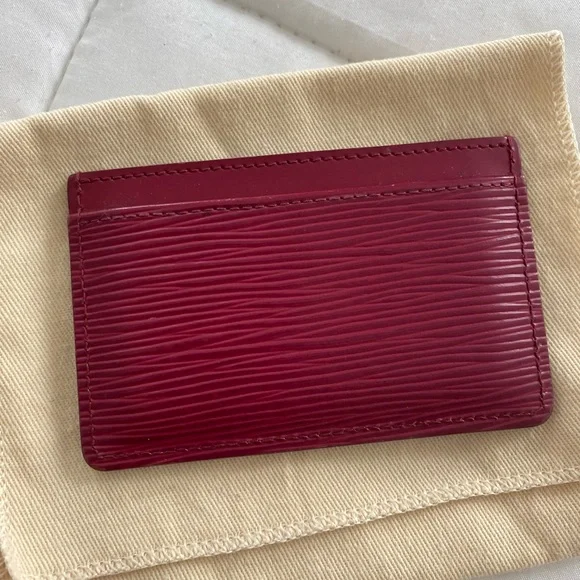 Louis Vuitton Epi Leather Fuchsia Card Holder - Picture 1 of 8